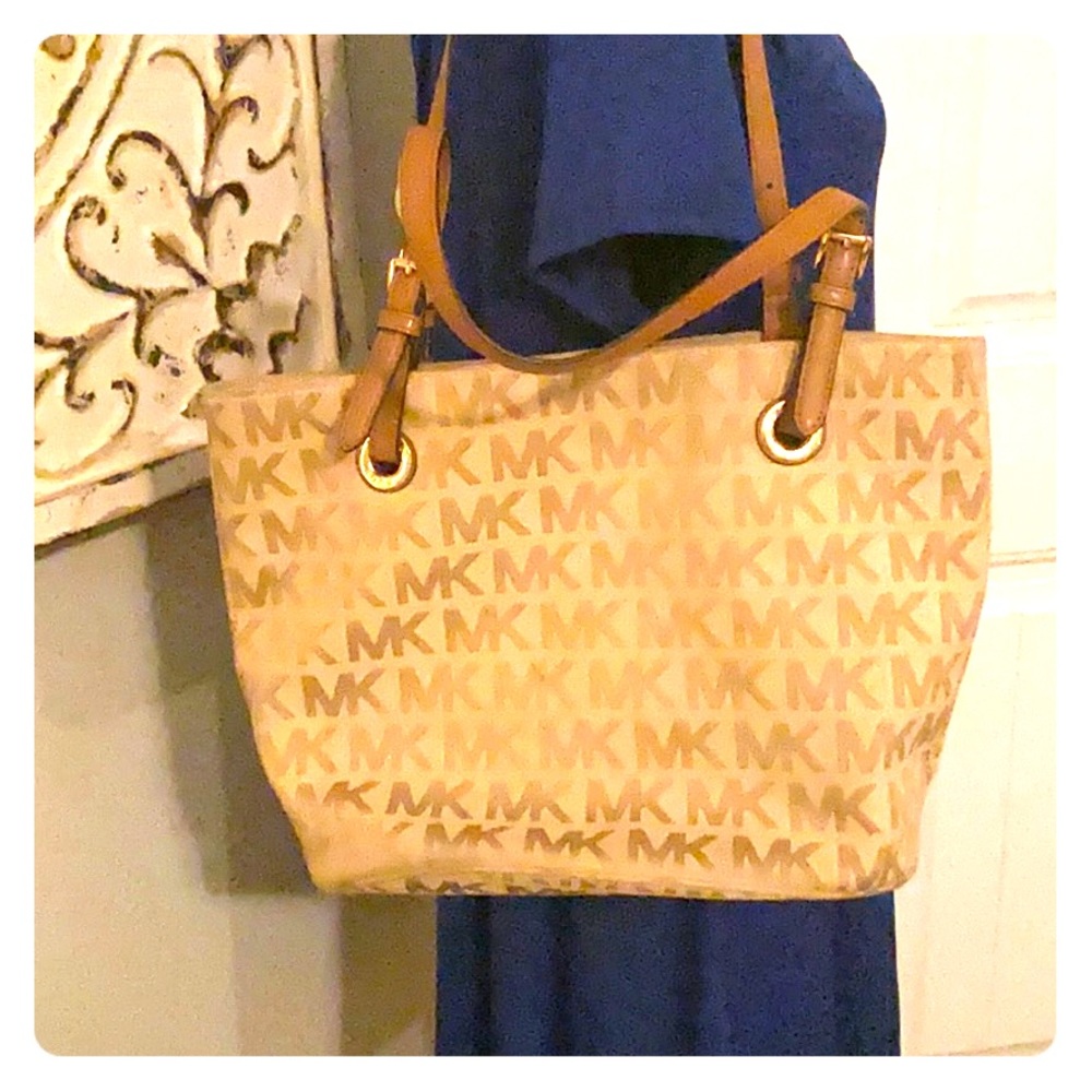 MK purse